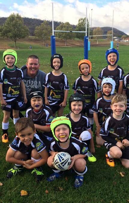 Starting early: The U6s in 2016 preparing for a game. Photo: Jessica Cole