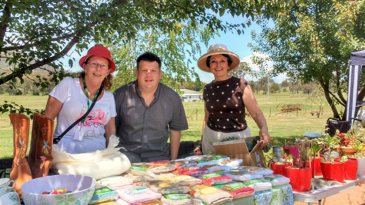 REGIONAL FUND: MP Pru Goward (right) with Yass Valley community members in 2016 during a fundraising event at Rollonin Cafe, Bowning. Photo: Toby Vue