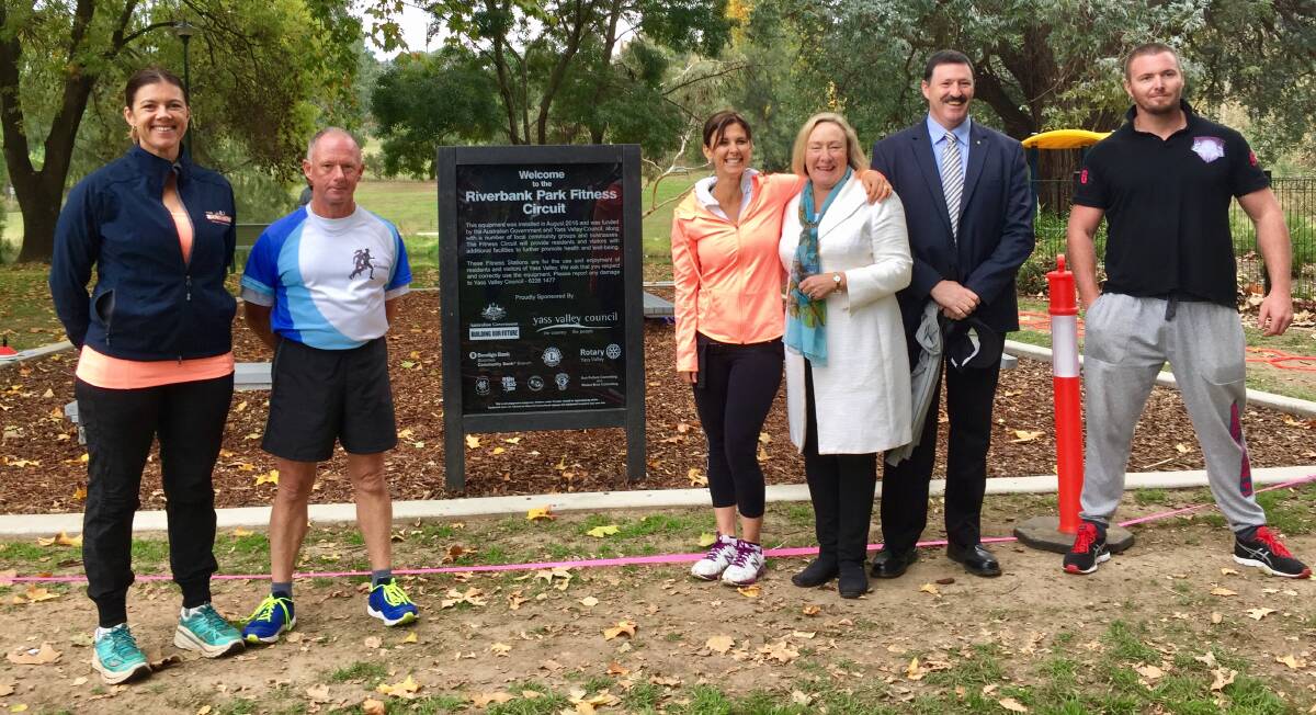 OPENING: Yass Valley Mayor, Mike Kelly MP, personal trainers and fitness fans at the official opening of the Riverbank Park fitness stations on April 22. Photo: Toby Vue