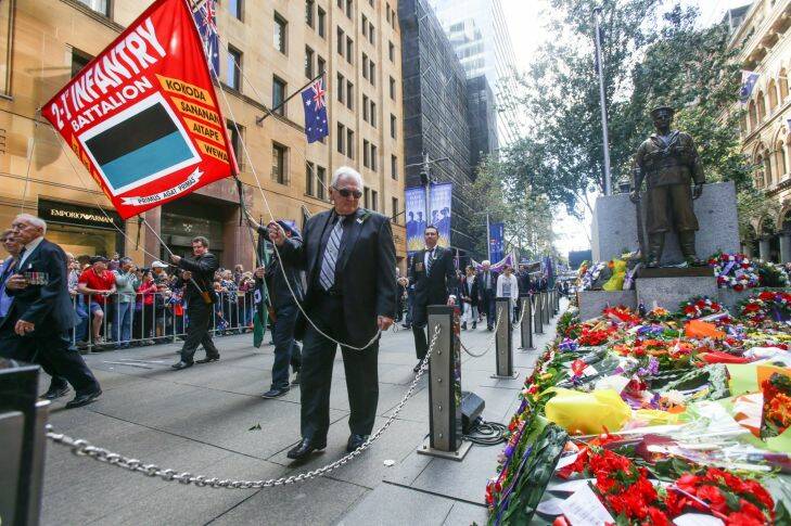 ANZAC DAY SYDNEY 2015 SMH NEWS
Returned servicemen march past the Cenotaph at Martin Place at the start of the Anzac Day march in Sydney. 25th April 2015
Photograph Dallas Kilponen Photo: Dallas Kilponen