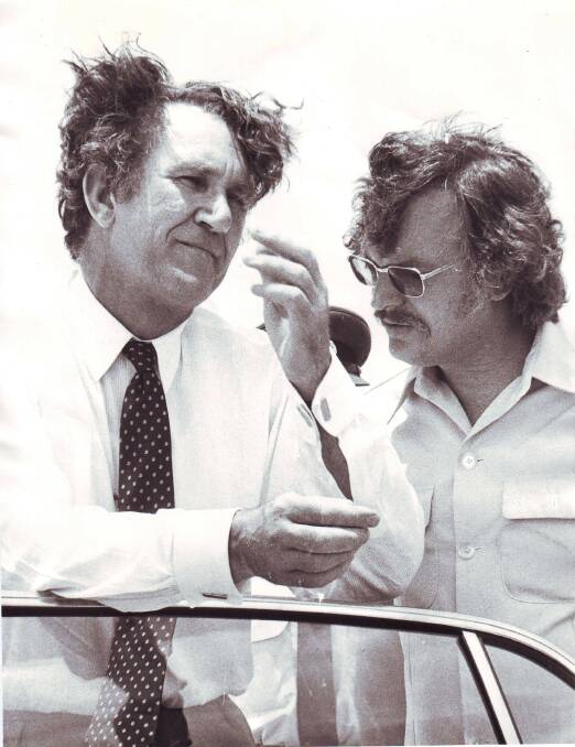 David Barnett (right) working with Malcolm Fraser (left) during his tenure as PM sometime between 1975 and 1983. 