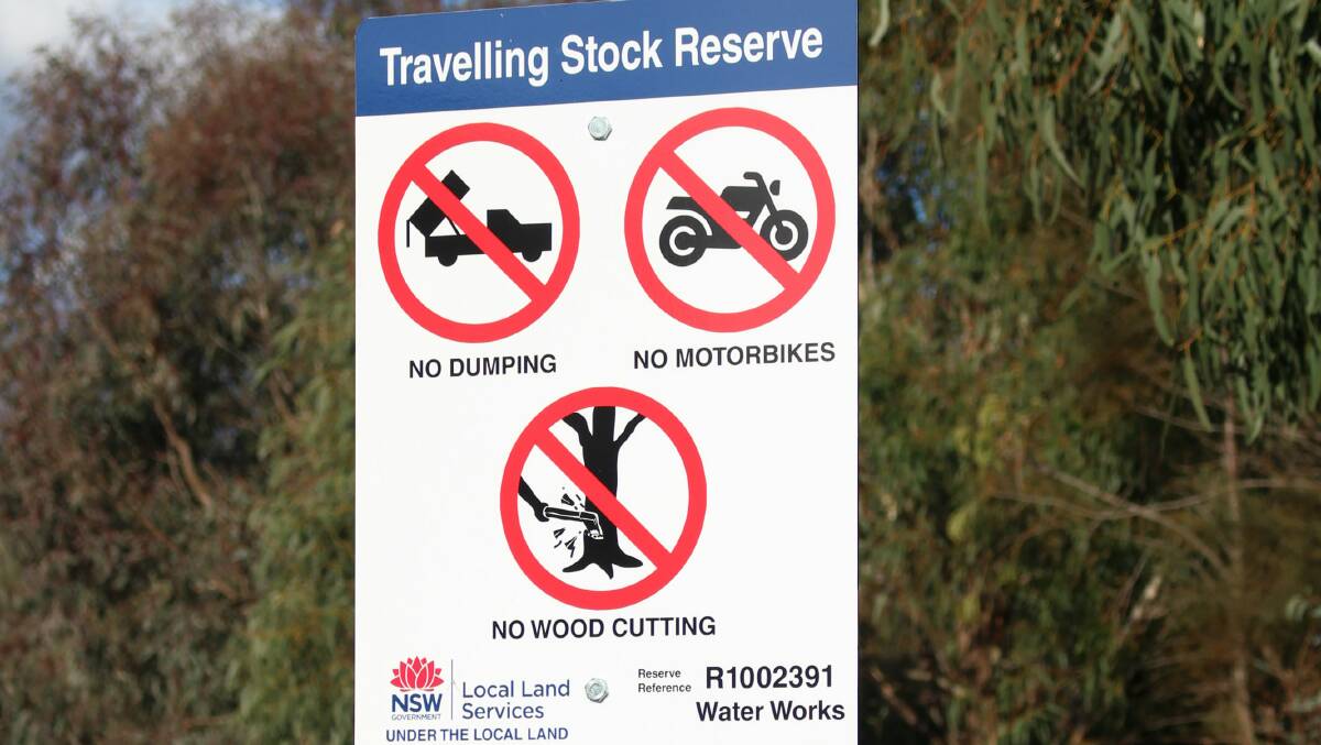 Over the next couple of months new signs on Travelling Stock Reserves will be installed around the region.