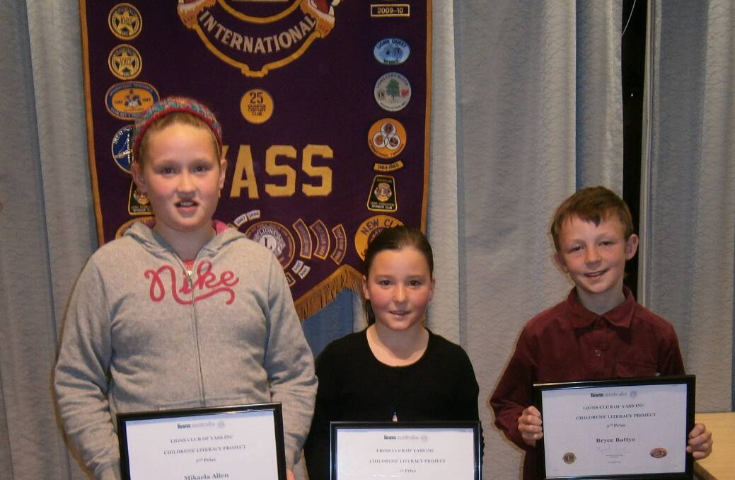 Literacy project Winners Mikaela Allen, Clare Flick and Bryce Battye. Photo: Supplied.