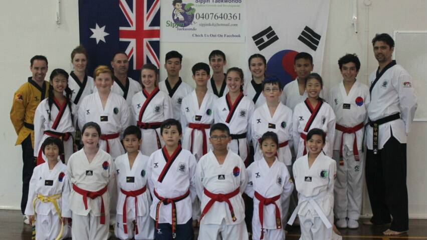 Many local kids came out to partake in the interclub poomsae training camp in Yass during the Easter Long Weekend, hosted by Sipjin Taekwondo.
