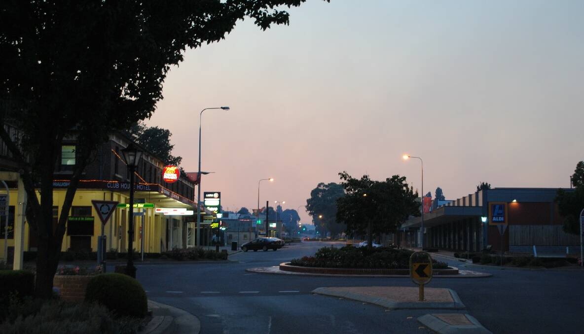 The dawn after Yass Valley's fire danger - Photos KARAN GABRIEL 