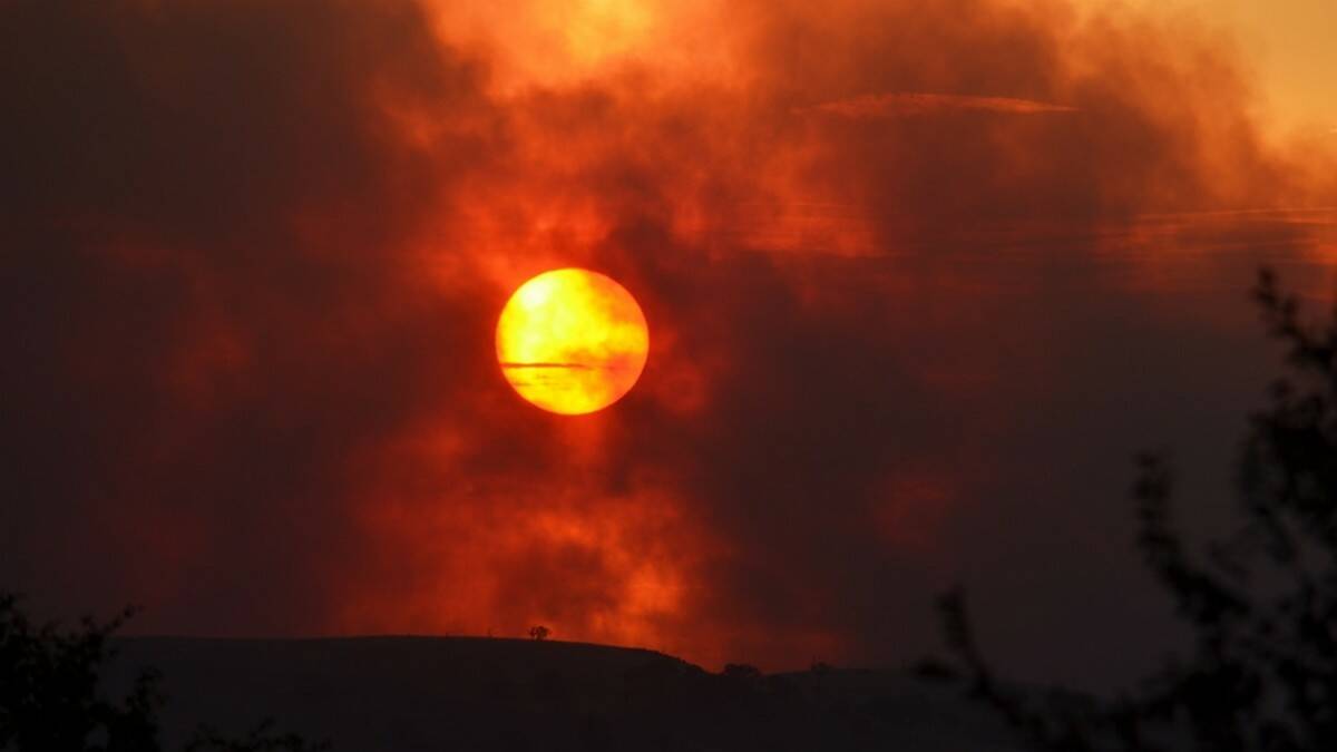 Bowning sunset on Jan 8 -  Photo Hannah Cole. 