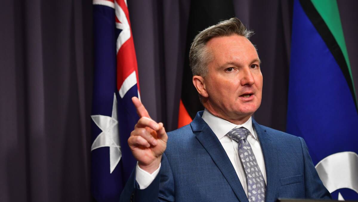 Chris Bowen has been consulting with the crossbench. Picture: Elesa Kurtz