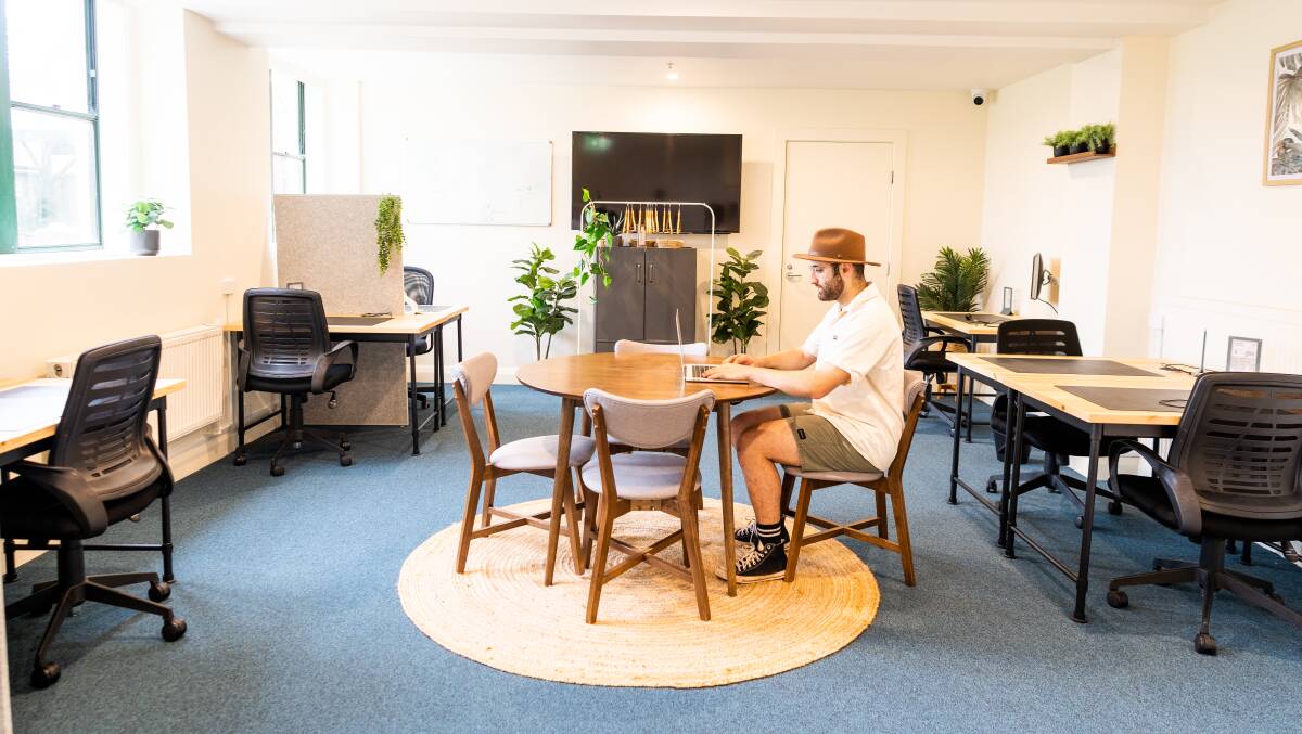 The Blue Mountains YHA, which has just launched a new co-working space within its accommodation complex in Katoomba. Picture by Nathan Sawaya/supplied The Blue Mountains YHA, which has just launched a new co-working space within its accommodation complex in Katoomba. Picture by Nathan Sawaya/supplied