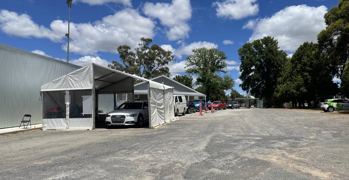 COVID testing in late December at Laverty Pathology's Seiffert Oval clinic in Goulburn. Photo: Louise Thrower.