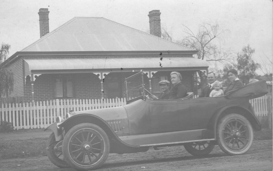A family outing in an early model car, c1920s. Photo: YDHS Archives