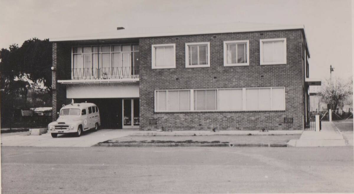 RECOGNITION: Yass Ambulance Station c.1960 showing both plaques. Photo: Yass & District Historical Society Collection.