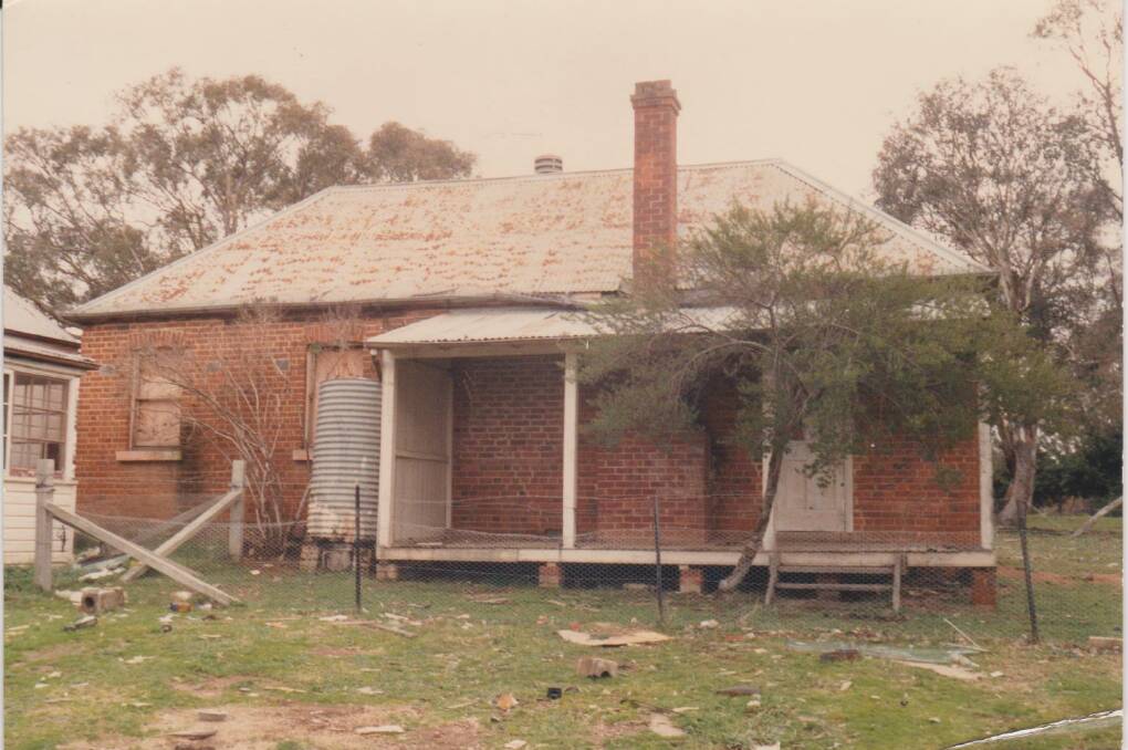 ORIGINAL BUILDING: Murrumbateman School derelict c.1994 prior to restoration. Photo: Courtesy Maureen Collins
