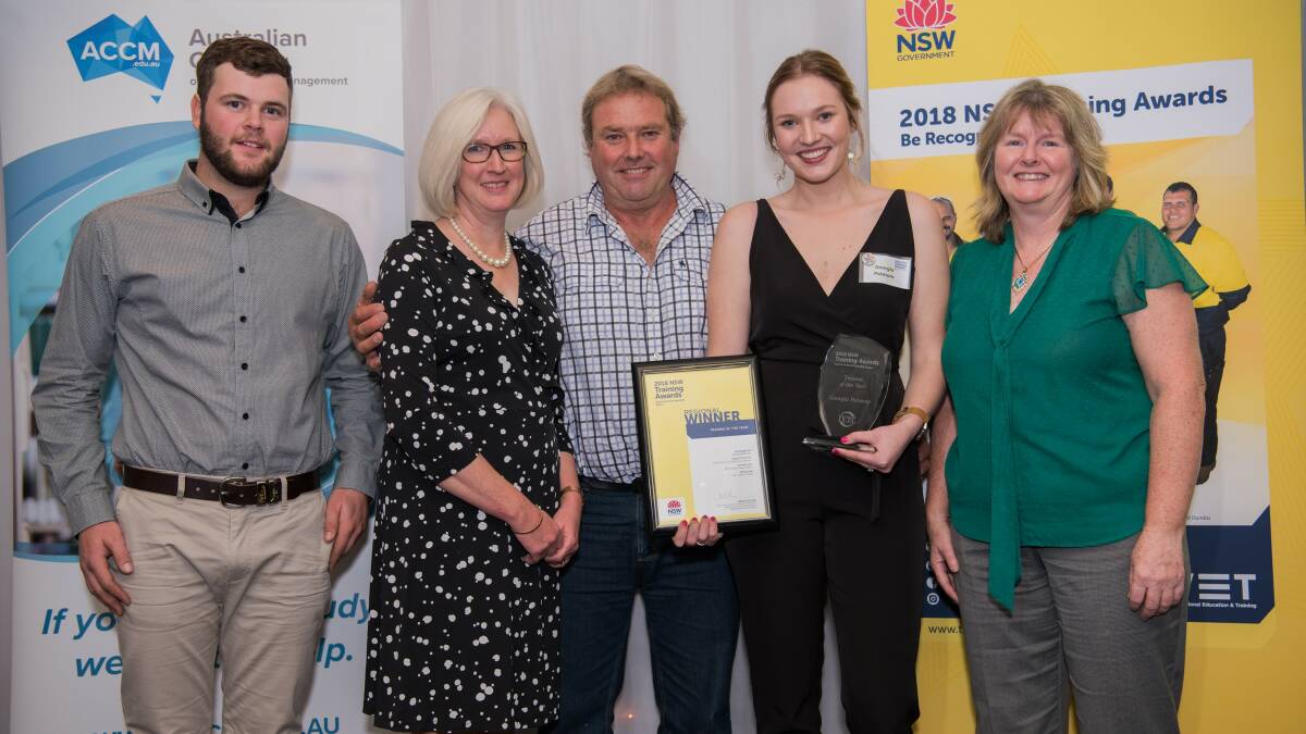 Georgia Patmore (second right) with award sponsor Lisa Jones of ACCM College (right) and (L-R) boyfriend Harry Morris and parents Lynne and Chris Patmore. Photo supplied