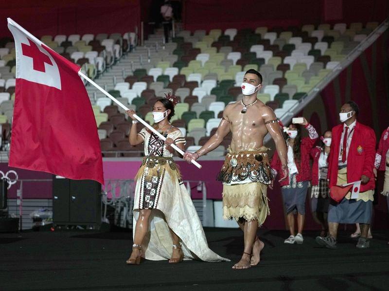 Tonga's Olympic flag-bearer Pita Taufatofua has raised more than $400,000 through a GoFundMe page.
