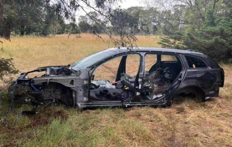 Stolen Holden Commodore seized in huge drug haul Stolen Holden Commodore seized in huge drug haul