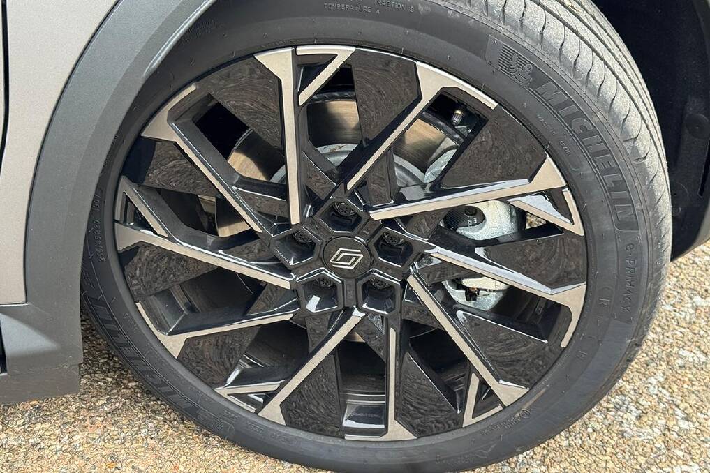 2026 Renault Scenic E-Tech Esprit Alpine. (image: James Cleary)