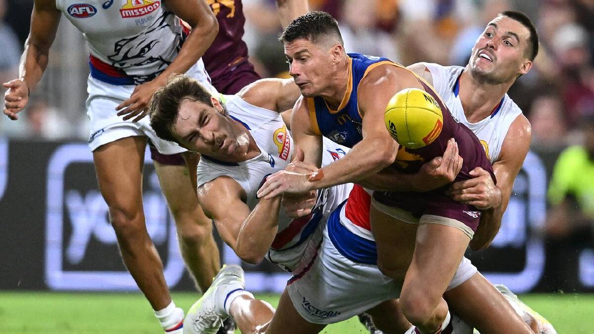 Scans revealed Dayne Zorko's injury is more serious than first thought.   (Darren England/AAP PHOTOS)