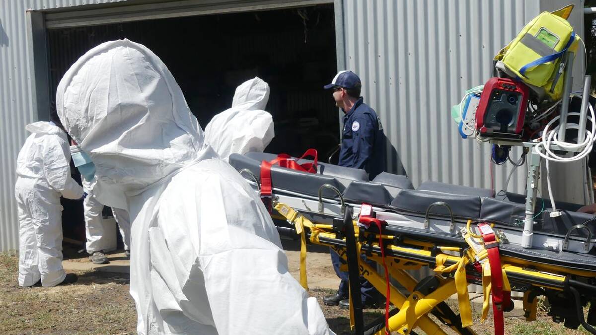 Research shows rural doctors are more likely to stay in country towns if partners can find work. (Stephanie Gardiner/AAP PHOTOS) Research shows rural doctors are more likely to stay in country towns if partners can find work. (Stephanie Gardiner/AAP PHOTOS)
