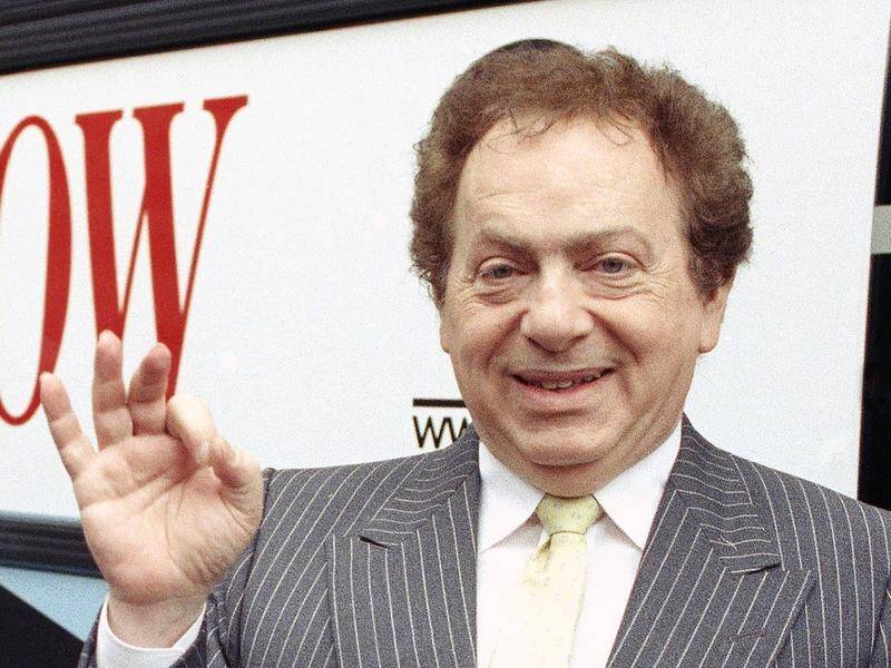 Jackie Mason spoke often about the differences between Jews and gentiles, and his own inadequacies.