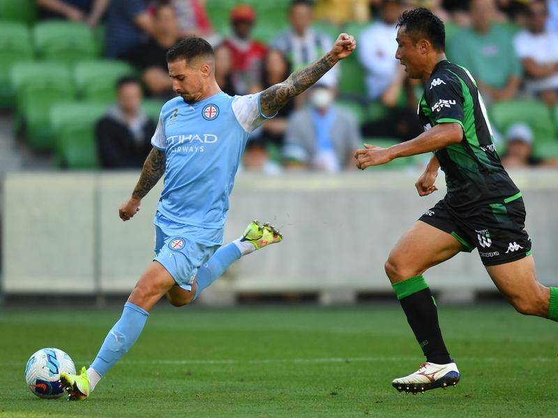 Unlike 2020-21 Melbourne City have Jamie Maclaren (l) and other Socceroos available for the finals.