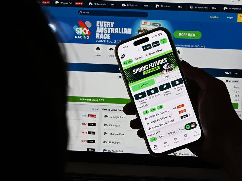 An addiction specialist has decried the federal government's proposed gambling reforms. Photo: Darren England/AAP PHOTOS An addiction specialist has decried the federal government's proposed gambling reforms. Photo: Darren England/AAP PHOTOS