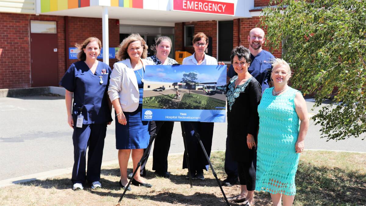 Liberal candidate for Goulburn, Wendy Tuckerman (second from left) and Goulburn MP, Pru Goward (third from right) with Yass Hospital staff.