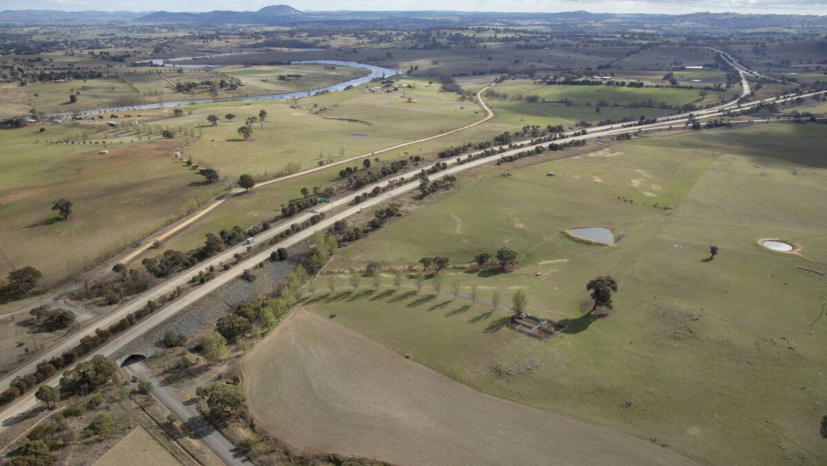 UPDATE: Contractors are invited to register their interest in working on the design and construction of the Barton Highway duplication between the ACT border and Murrumbateman. Photo: Supplied, Barton Highway aerial view