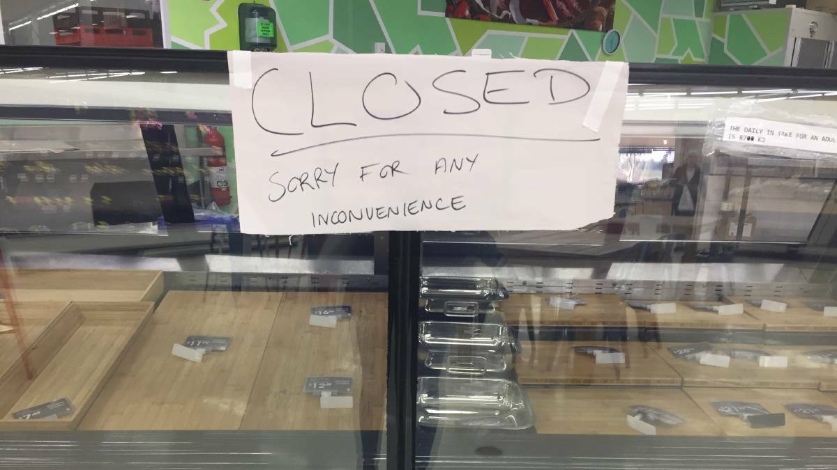  Deli closed at Yass IGA due to lack of products.