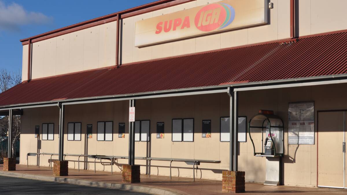 Outside of the closed SUPA IGA in north Yass on July 15. Photo: Hannah Sparks