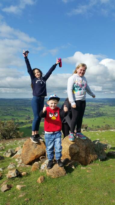 Lilly Miners, Jazzy-Sky Elliott-Miners and Justice-Jay Elliott-Miners on top of the world at Bowning Hill, 2016.